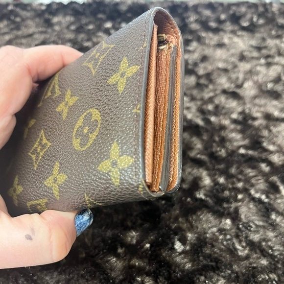 Louis Vuitton Vintage Tressor Canvas Wallet  in Classic Monogram. EUC - Picture 6 of 17